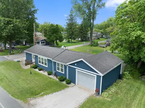 4505 South Shr, Delavan, WI 53115
