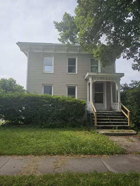 120 E 2nd, Fond Du Lac, WI 54935