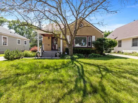 4459 N 40th, Milwaukee, WI 53209