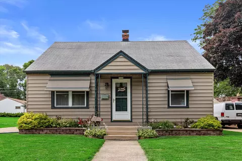 1205 S 93rd, West Allis, WI 53214