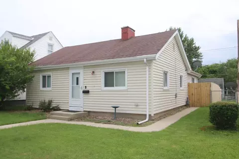8923 W Lisbon, Milwaukee, WI 53222