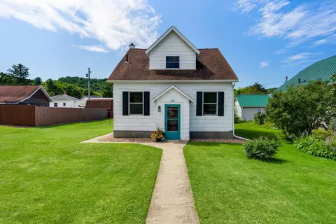 602 Central, Coon Valley, WI 54623