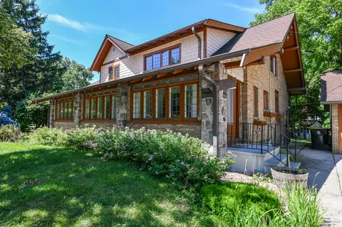 1629 N 68th, Wauwatosa, WI 53213