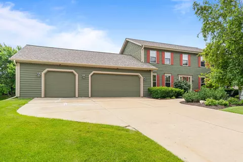 13845 W Maria, New Berlin, WI 53151