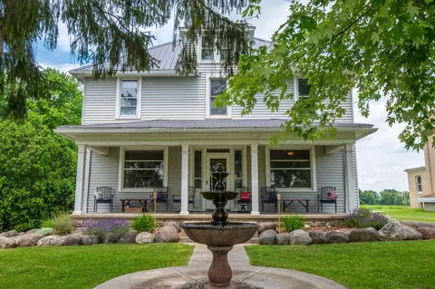 600 County Highway H, Farmington, WI 53021