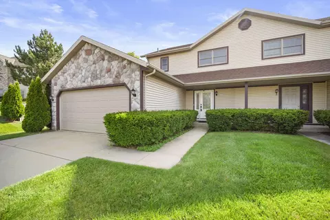 1570 Iroquois, Grafton, WI 53024