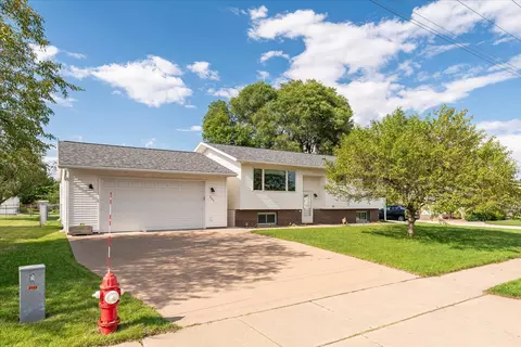 221 Gaarder, Holmen, WI 54636