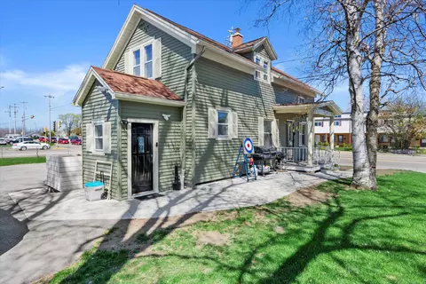 7115 S Pennsylvania, Oak Creek, WI 53154