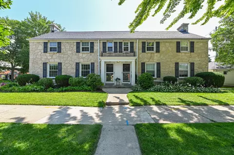 4492 N Ardmore #2, Shorewood, WI 53211