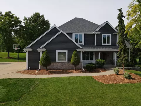 1716 Tallgrass, Waukesha, WI 53188