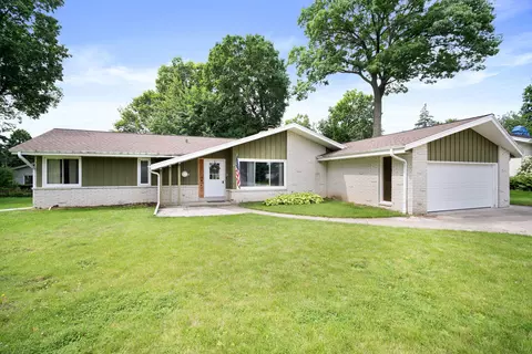 13385 W Graham, New Berlin, WI 53151