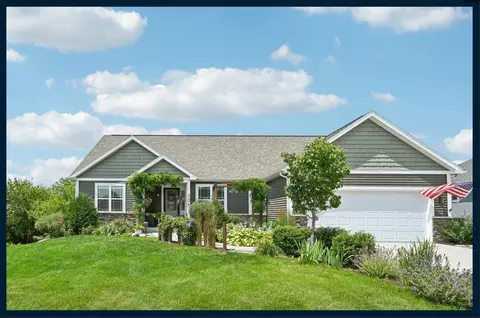 308 Stonefield, Johnson Creek, WI 53038