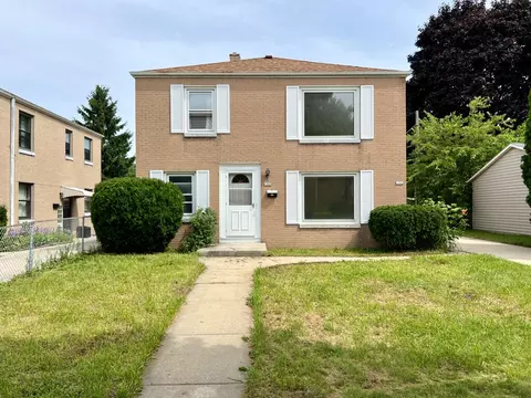 1300 E Howard #1302, Milwaukee, WI 53207
