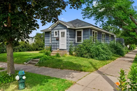 1923 19th, La Crosse, WI 54601