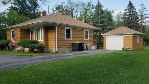 445 S Emmertsen, Mount Pleasant, WI 53406
