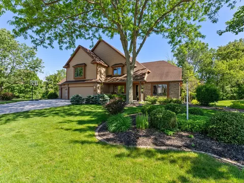 699 River Oaks, Sheboygan Falls, WI 53085