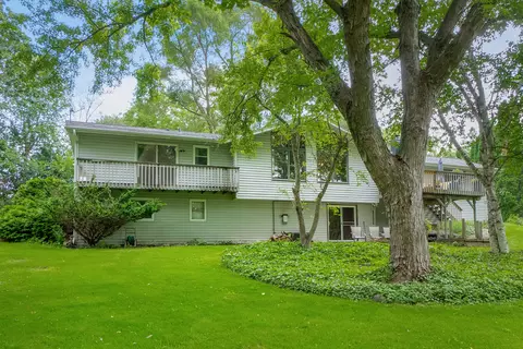 2595 Kevenauer, Brookfield, WI 53005