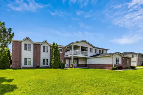 827 Lannon #1102, Mount Pleasant, WI 53406