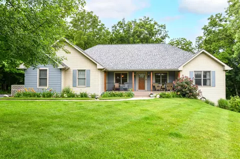 1310 Edgewood, Lake Geneva, WI 53147