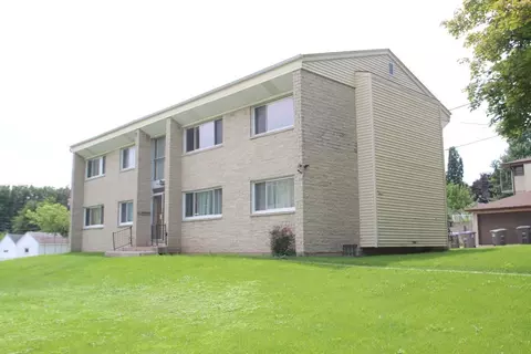 6611 W Main, Milwaukee, WI 53214