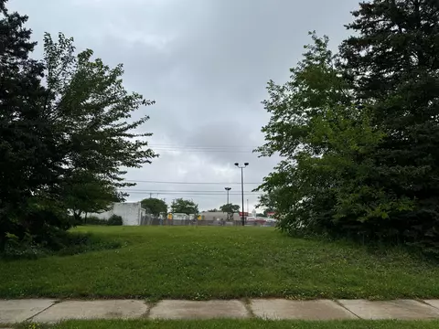 7722 W Potomac, Milwaukee, WI 53222