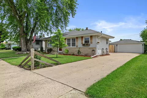 4911 35th, Kenosha, WI 53144