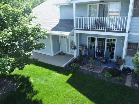 1765 White Pne #B, Grafton, WI 53024