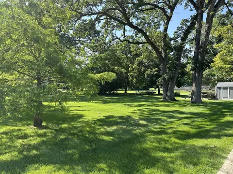 Lt1 Whittier, Geneva, WI 53147