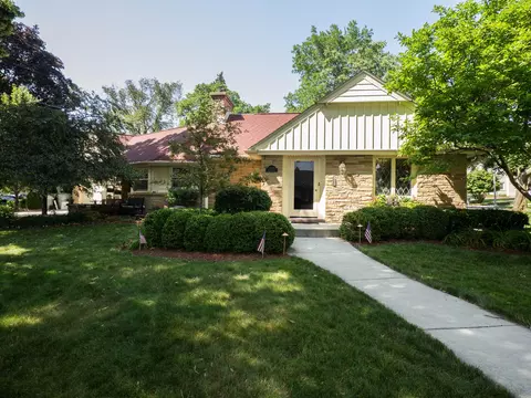 7110 W Hadley, Milwaukee, WI 53210