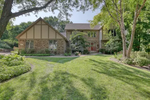 2720 Sterling, Waukesha, WI 53188