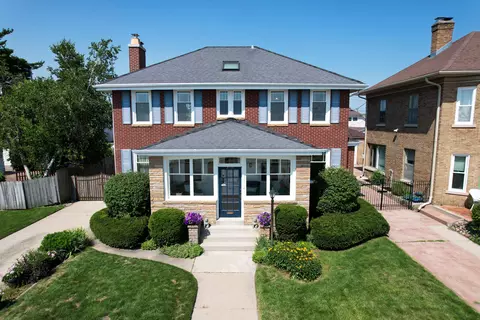 2010 Michigan, Racine, WI 53402