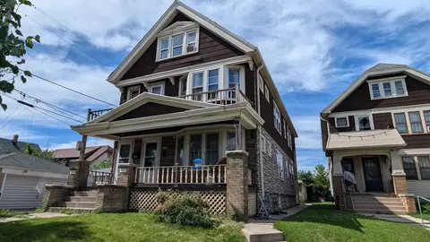4618 W Beloit #4620, West Milwaukee, WI 53214