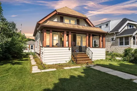 1215 S 85th, West Allis, WI 53214
