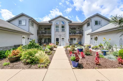 423 Betzer #C, Delavan, WI 53115