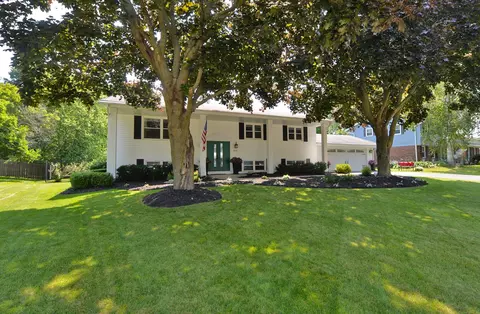 5541 Willowview, Racine, WI 53402