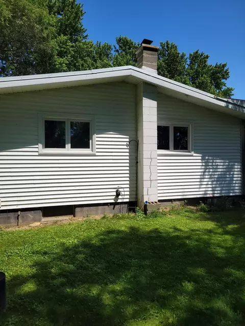 11992 Coulee Crk, Freeman, WI 54628