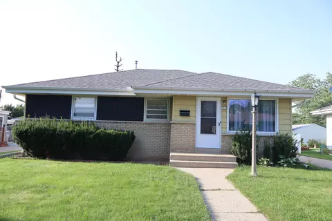 7810 W Warnimont, Milwaukee, WI 53220