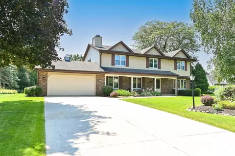 2480 Scheibe, Brookfield, WI 53005