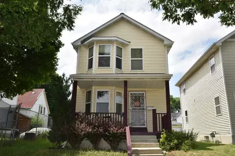 2513 N 33rd, Milwaukee, WI 53210