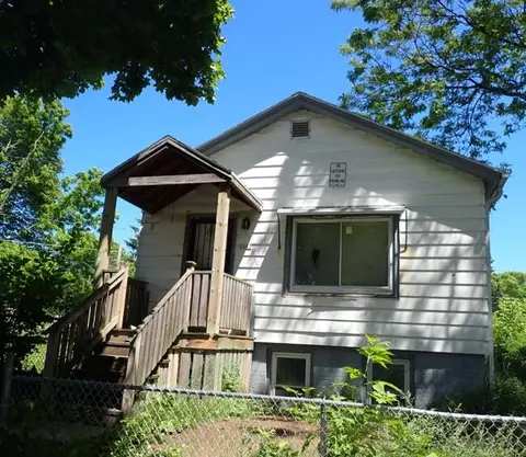 3042 N 19th, Milwaukee, WI 53206