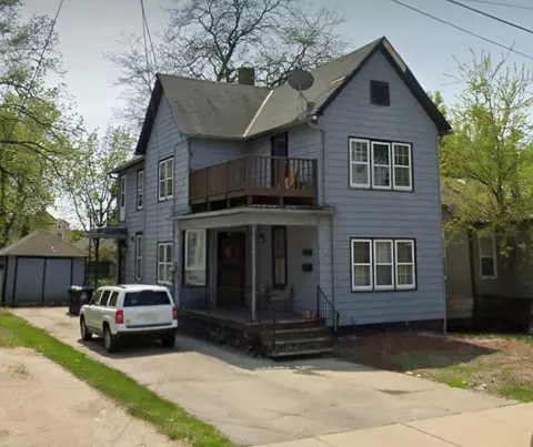 823 Hagerer, Racine, WI 53402