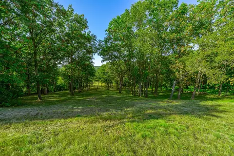Lt15 Trinity, Geneva, WI 53147