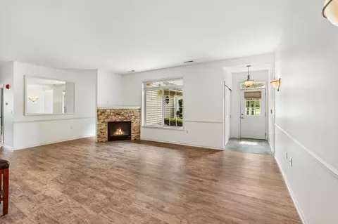 w398n6050 Autumn Woods, Oconomowoc, WI 53066