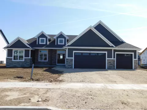 1011 Candleberry, Grafton, WI 53024