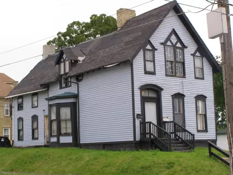 1626 12th, Racine, WI 53403