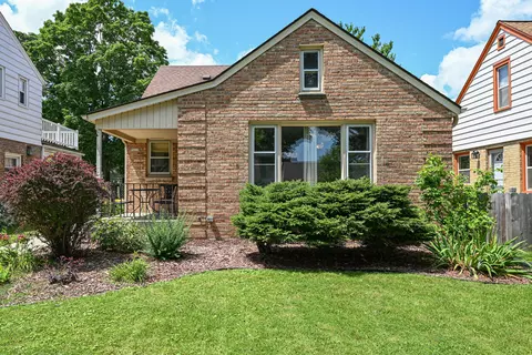 3025 N 84th, Milwaukee, WI 53222