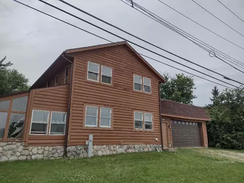 2429 W Rawson, Oak Creek, WI 53154
