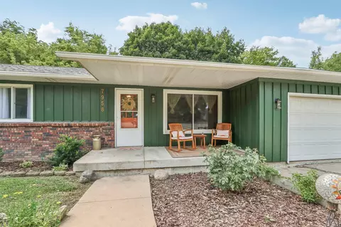 7958 Mchenry, Burlington, WI 53105