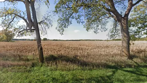10800 336th, Randall, WI 53181