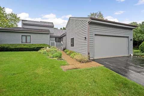 w133n8090 Danell #2, Menomonee Falls, WI 53051